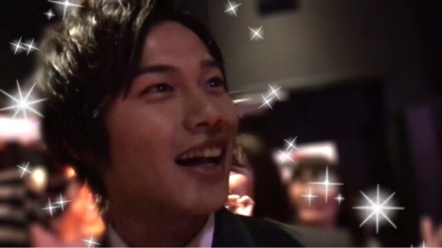 s_solidemo's tweet photo. ルンルンツアーの動画見てたらあの時に戻りたくなった。
あきとくん楽しそうで輝いてるし、真横で歌声聴けるし、こんな近くいるし、幸せだったな...😌💓
あっこと行けたことが最高に楽しかった...＾＾❤️
も ど り た い😌 https://t.co/fB9p0jbXvb