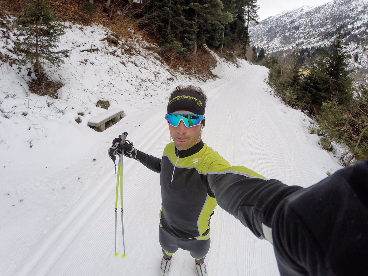 AlePettiti's tweet photo. Prima sciata ❄️❄️❄️ #sky #nordicsky #crosscountry #snow #winter https://t.co/V2lVIttZsn