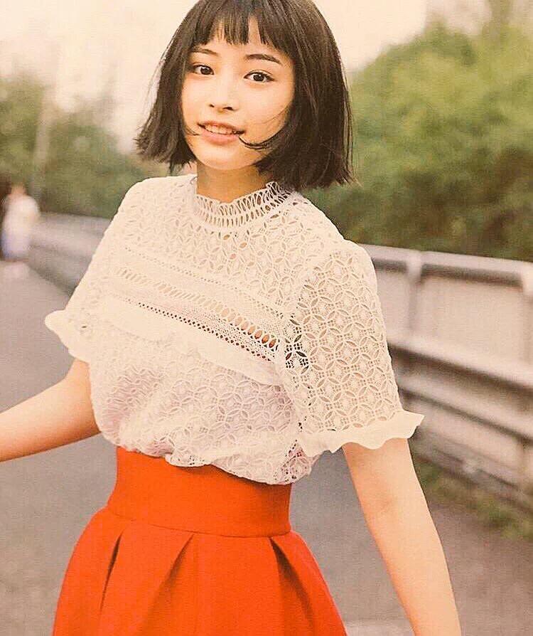 HirosesuzufanAY's tweet photo. フォロワー619人達成！
フォローしてくれたみなさんありがとうございます！
もっと広瀬すずfanと繫がりたいです！
#広瀬すずが好きな人RT 
#可愛いと思う人RT 
#広瀬すずに会いたい人RT 

RTしてくれたひとフォローします https://t.co/nP4FRnkkxR