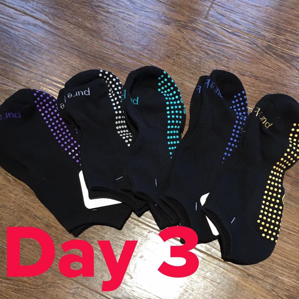 PBPetersTwp's tweet photo. Day 3 of #purecheer is 2 for $10 original pure barre socks!! https://t.co/sGMXbjFy2G
