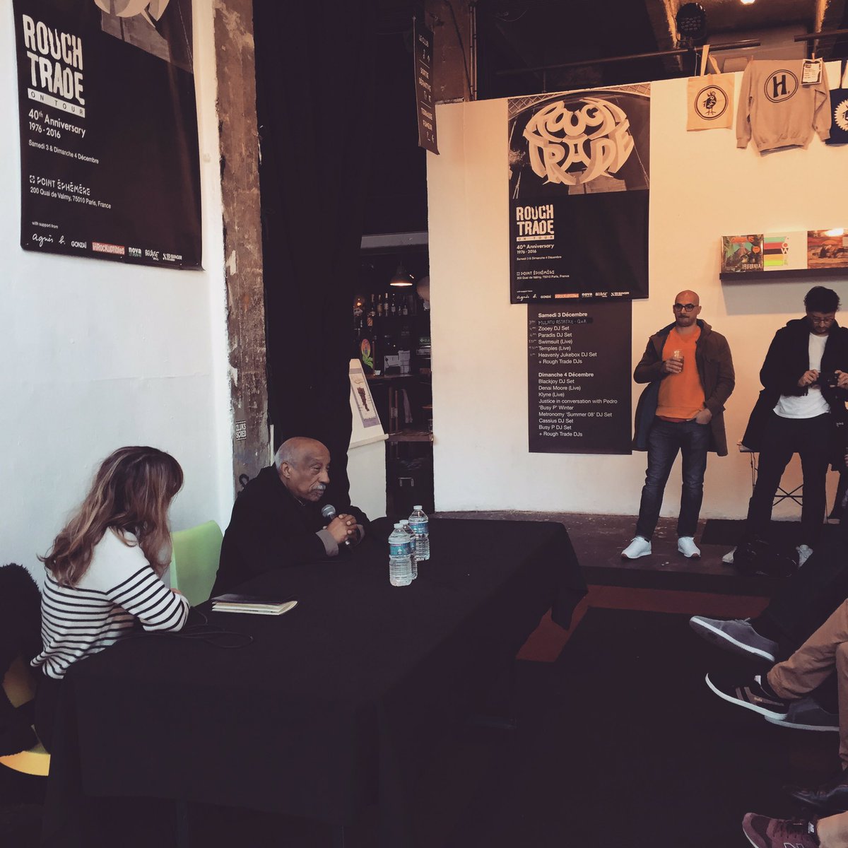 @MulatuAstatke1, le père fondateur de l'ethio-jazz est en session Q&A pour @RoughTrade on tour ! #legende #roughtrade #paris