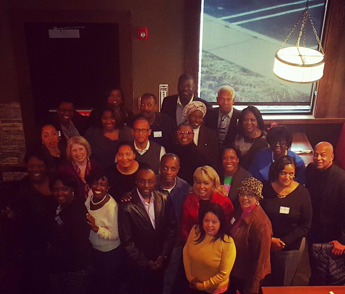 sb4da's tweet photo. Thank @RepHankJohnson for bringing together Democratic elected leadership in the 4th to have frank discussions about moving us forward. https://t.co/9e1xDVbUtJ