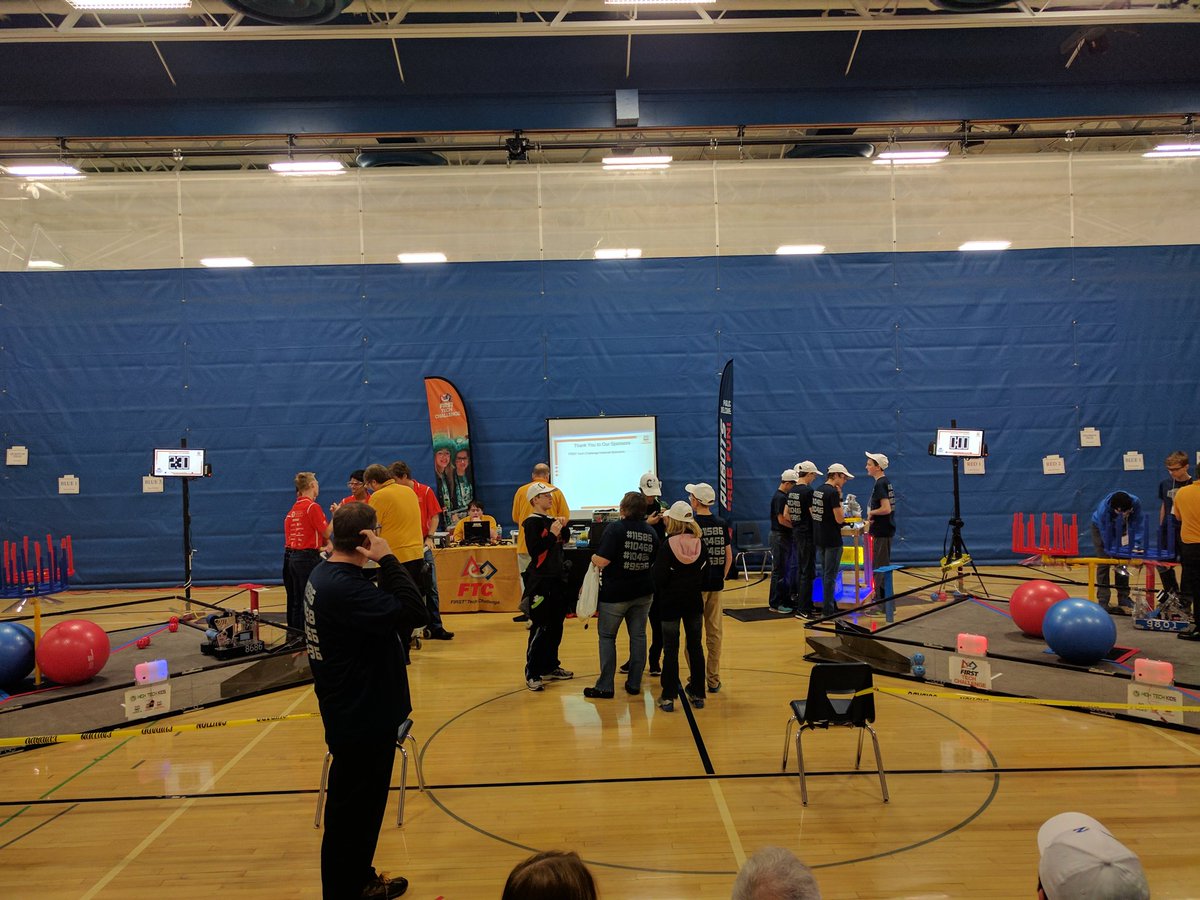 FTC7232's tweet photo. We arrived at our first qualifier tournament in Columbia Heights!! Feel free to stop by our pit and say hi! #omgrobots https://t.co/ziv02afcqW