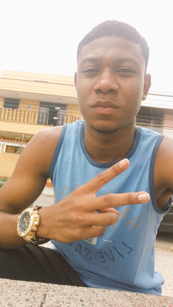 gbmello007's tweet photo. ✌ https://t.co/Q1kMXcfUv5