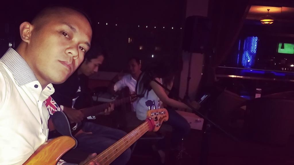 Ngamen w/ majesticoustic