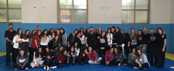 tvtarantoit's tweet photo. WOMAN DEFENSE, STAGE PER ALUNNE E DOCENTI
https://t.co/62mOwt65HR
#womandefense https://t.co/bTlFIbmeXm