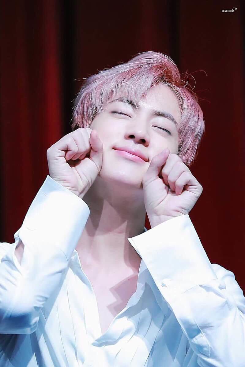 IuKanan's tweet photo. 김 석진 생일 축하해요💗

#HAPPYJINDAY 
#석진생일ᄎᄀ 
#벙글형_생일에_싱글벙글 https://t.co/38vVXM778s
