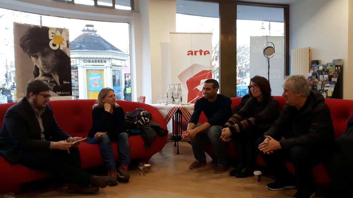 IF_FilmMedien's tweet photo. Panel Originales Schreiben / Table-ronde sur l'écriture originale, in ARTE Filmlounge. #ffw2016 #cannabis @ARTEde @ARTEfr @SACDParis https://t.co/zYzd6pOUrT