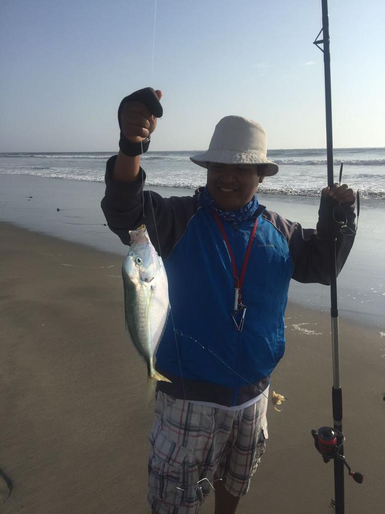 PepePesc4's tweet photo. #Pesca por el norte de #Perú #Pimentel Tierra cálida con personas amables, así somos los d mi tierra hermosa y de deliciosa comida #Chiclayo https://t.co/FWjlEI5NPn