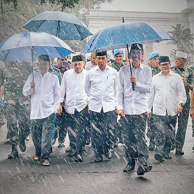 Penguasa Beri Hamba Uang Iwan Fals - Tips Seputar Uang