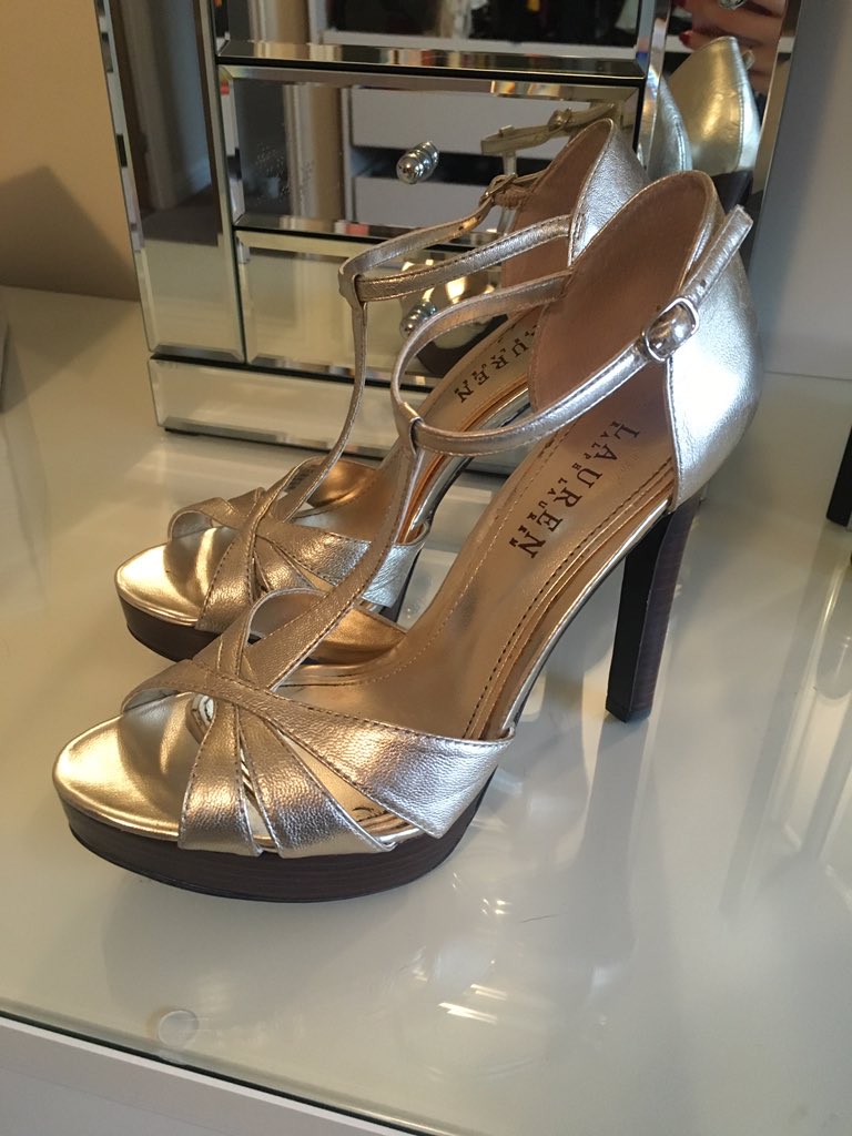 Gemmacoleman5's tweet photo. Christmas 🎄party shoes... So in love😍 with these @RalphLauren https://t.co/mnTxDDnGHM