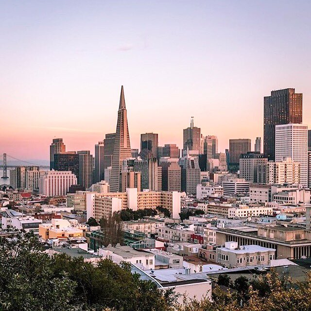 nov_2_remember's tweet photo. 30 days left! Simply post a selfie with your favorite small business in SF and win BIG! Thx @sf_insta. 📸 by @_tae.kim #nov2rem #shopsf https://t.co/LO40MEme5n