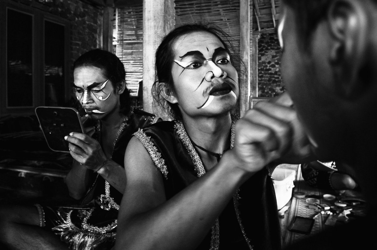 1bromatra's tweet photo. Bambang Wirawan_ Rias Wajah_Muntilan_UMUM_Jawa Tengah
#Setiakawan2016 #fotomenembusbatas
@foto_setiakawan https://t.co/4mchP46Zfn