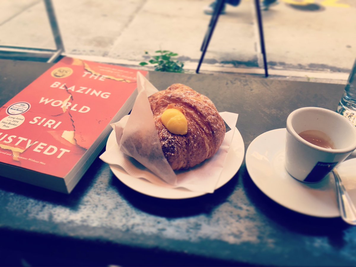 Waitingdocu's tweet photo. #iniziogiornata #kickstart the day #espresso #cornettocrema #book #sirihustvedt #nyc #saturday #instapic https://t.co/nALPjB2P95
