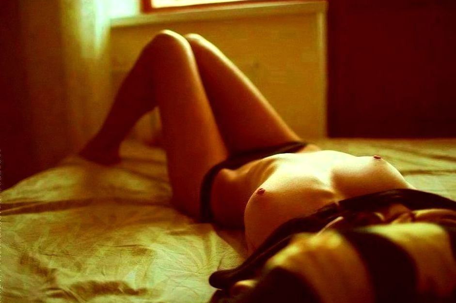 hellinick's tweet image. Our lips should have a meeting.😗❣️❣️🍒😗Let's have a chat🆓 bit.ly/2gcxgE5