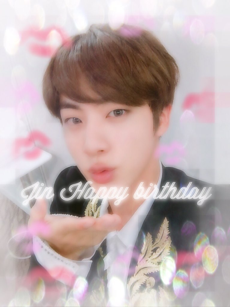 Bts___hina's tweet photo. ジンお誕生日おめでとう🎊
生まれてきてくれてありがとうeatjinみてたらいつもお腹いっぱいになるしお兄さんなのにいじられちゃうとこでもやっぱりいつでもみんなよりお兄さんですぐ泣いたりするとこ大好きです（ ; ; ）いい一年にしてね♡
#진생일ㅊㅋ 
#HappyJinDay https://t.co/tE1eb0p6yH