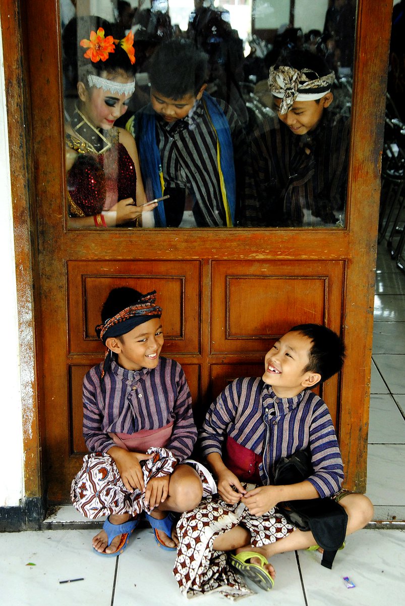 Akhmat Haridi_Bersama Teman-teman_Wonosobo_Umum_Wonosobo
<a href="/foto_setiakawan/">#SetiaKawan</a> #Setiakawan2016 #fotomenembusbatas