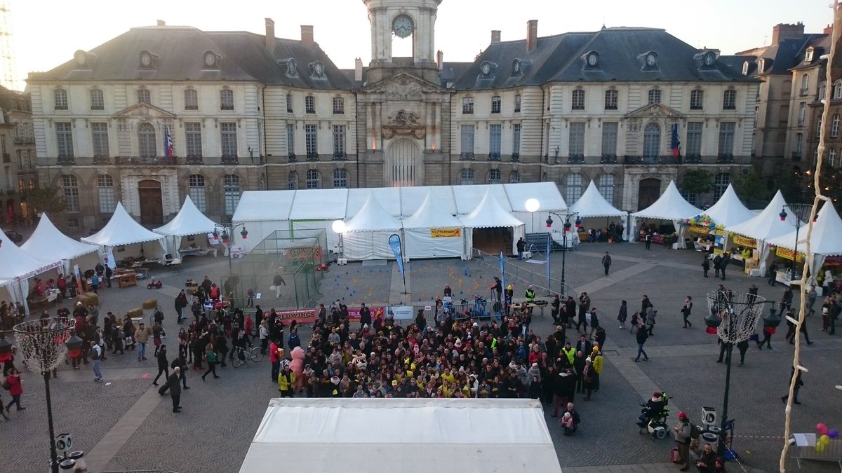 Téléthon Rennes (@telethon_rennes) on Twitter photo Le Coeur du <a href="/AFMTelethon35/">AFM-Téléthon 35</a> à #rennes . Merci à l'ensemble des participants, passants et bénévoles #GenerationTelethon <a href="/Telethon_France/">AFM-Téléthon</a> Le Coeur du <a href="/AFMTelethon35/">AFM-Téléthon 35</a> à #rennes . Merci à l'ensemble des participants, passants et bénévoles #GenerationTelethon <a href="/Telethon_France/">AFM-Téléthon</a>