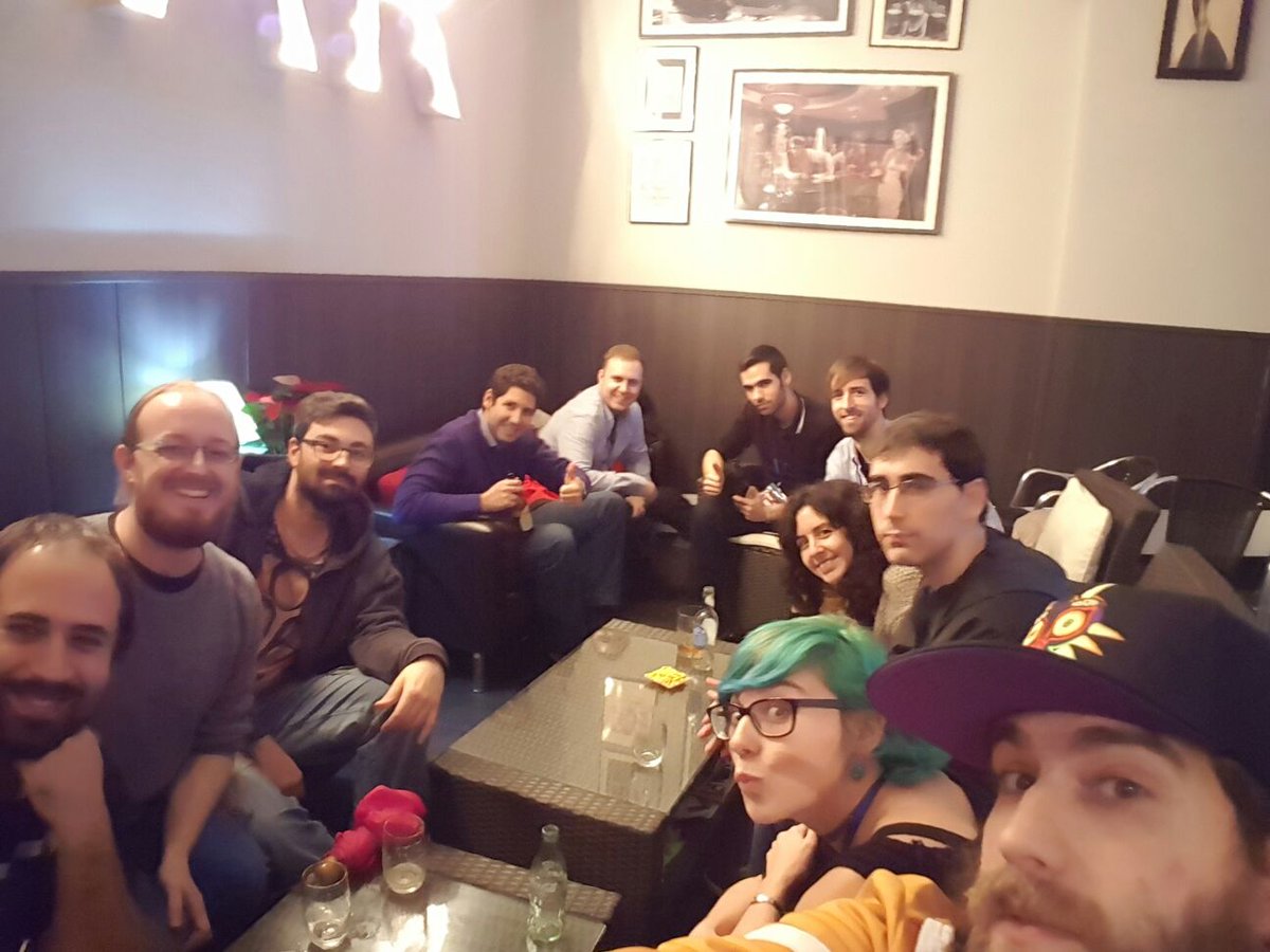 blackhorn_esp's tweet photo. Estamos cansados pero siempre hay tiempo para una cervecita después de un evento @GamingfestSP https://t.co/yHE7wY8Bko