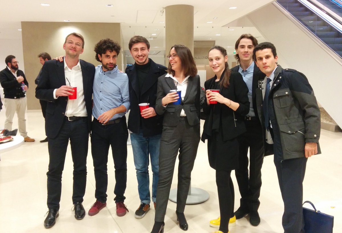 MartineauSarah's tweet photo. @CarrefourFrance by night with @BeMyAppFR #innovation #startup #back2hack https://t.co/Foq2GrcVd2