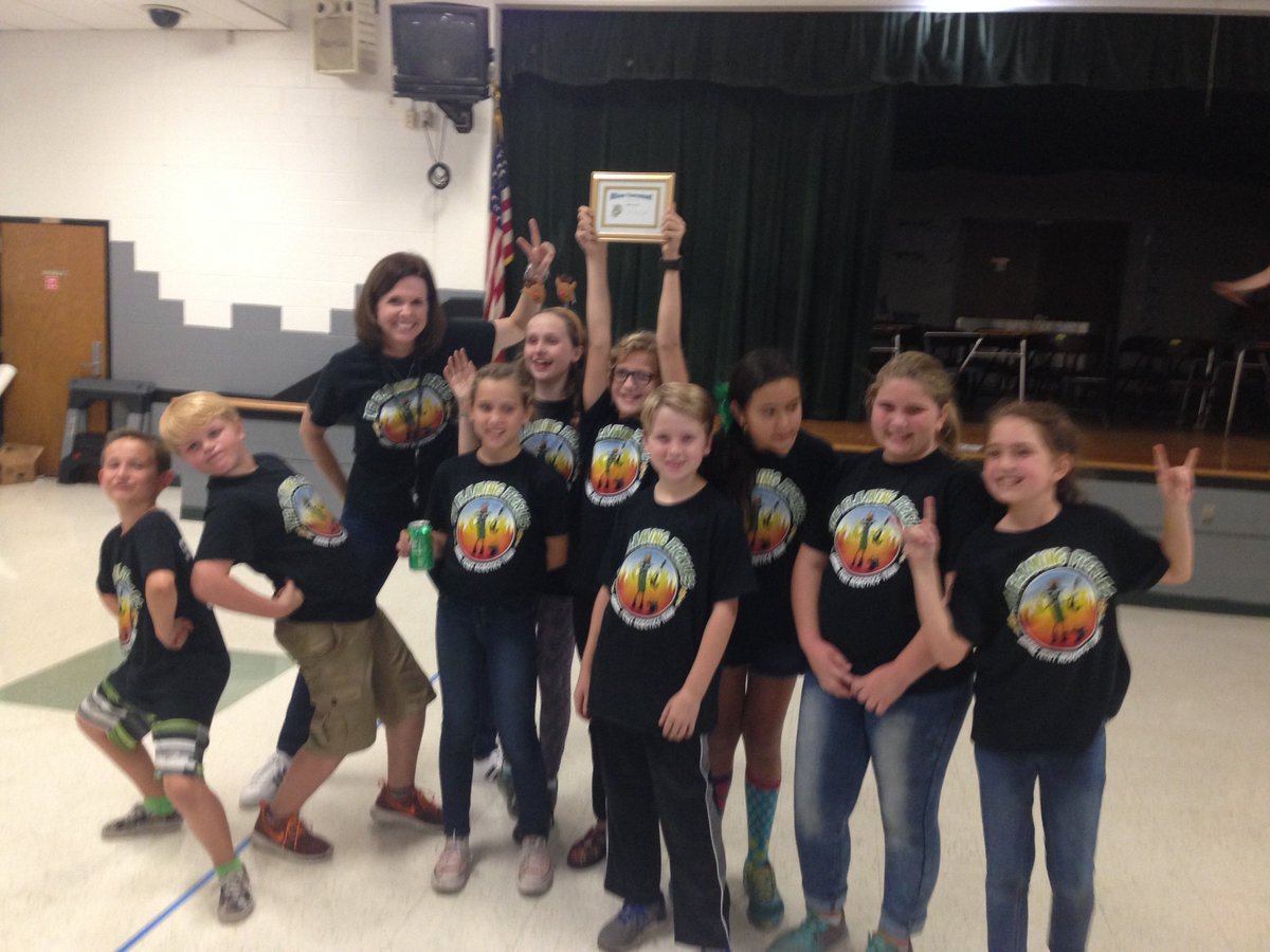 SabalPointElem's tweet photo. Sabal Point's Lego Robotics Team the Flaming Pickles won Gracious Professionalism at Milwee's Practice Tournament. We are so proud of them! https://t.co/qxGBmbqz8E