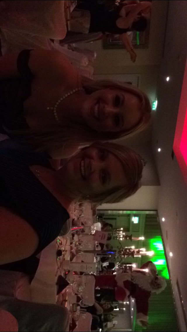 veronalong89's tweet photo. #limerickstrand party time xx https://t.co/r811pvfpk4