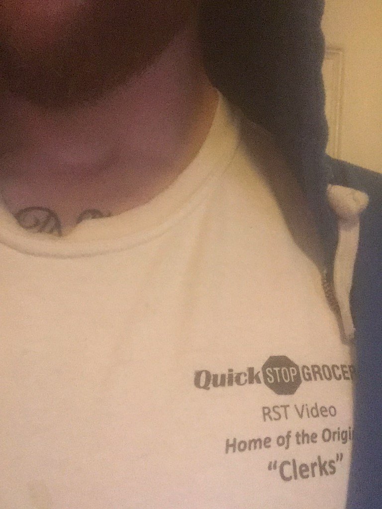TuesdayQ14's tweet photo. Who also owns one of these? #quickstop #rstvideo #clerks https://t.co/3ibkJHUNj4