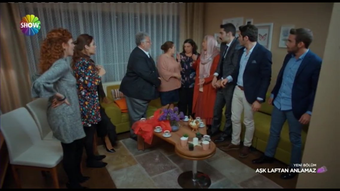 MuzikveTV's tweet photo. Haşmet dede bombayı Azime nineyi isteyerek patlattı 🤗
#aşklaftananlamaz #çokgeç https://t.co/JRtbsgrMF5
