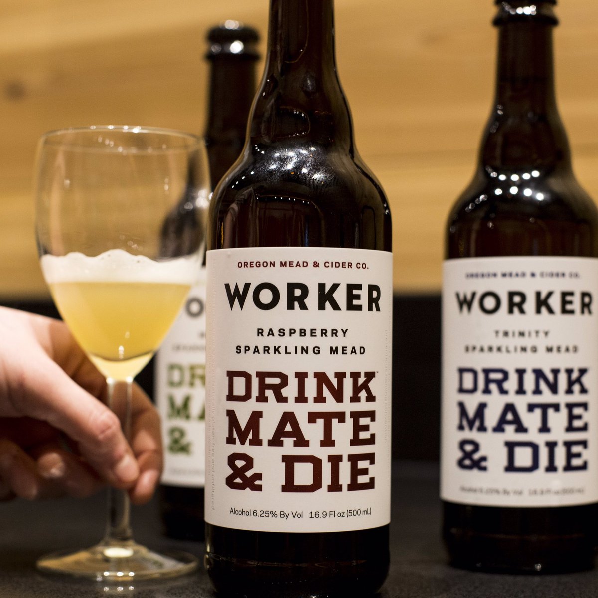 Happy Saturday! <a href="/ORMeadAndCider/">OR Mead & Cider Co.</a> will be pouring complimentary tastings at our shop today from 1-4pm! 🍻