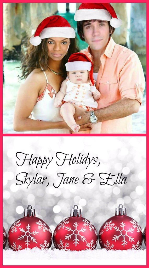 JaneLilyOliver's tweet photo. Have a safe and happy holiday, everyone! Love the Oliver family! 💜 https://t.co/XYmW19seI4