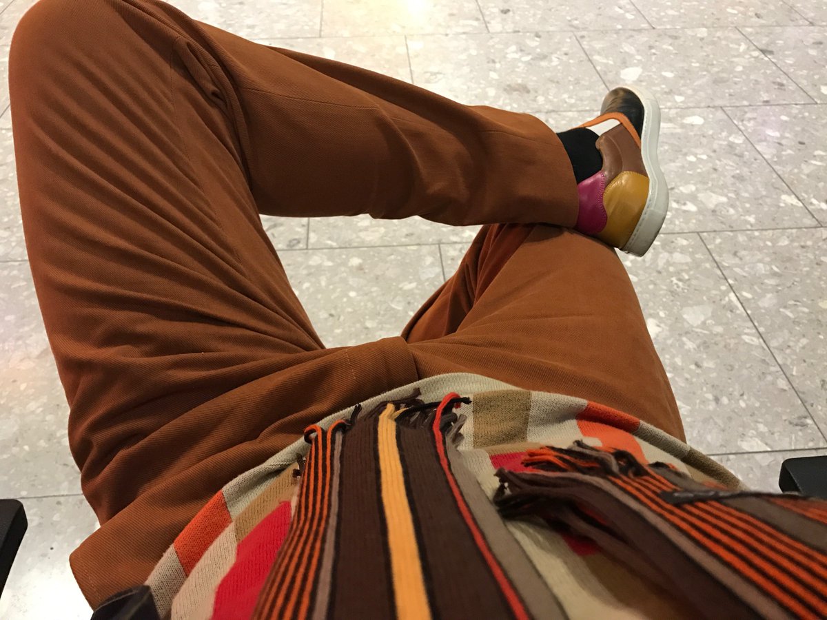 themarketsniper's tweet photo. I have outdone myself, all this 'colourcoded' bliss, for a plane flight? #DandyMe? https://t.co/KnItEZvxwL