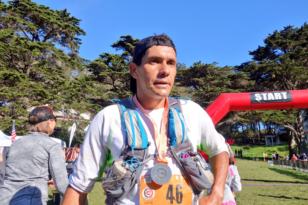 LanterneOrange's tweet photo. Hey @TrailChile and @TrailRunArg, Moises and Gustavo after the #TNF50 in California. #ALaMeta https://t.co/PXzM2iqrIG