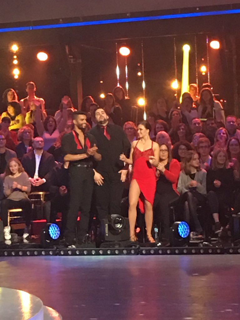 DALS 7 - Prime 08 - 1/4 DE FINALE - Samedi 03 Décembre 2016 - 20h55 - TF1 - Page 2 Cyx8VpoWEAExPA4