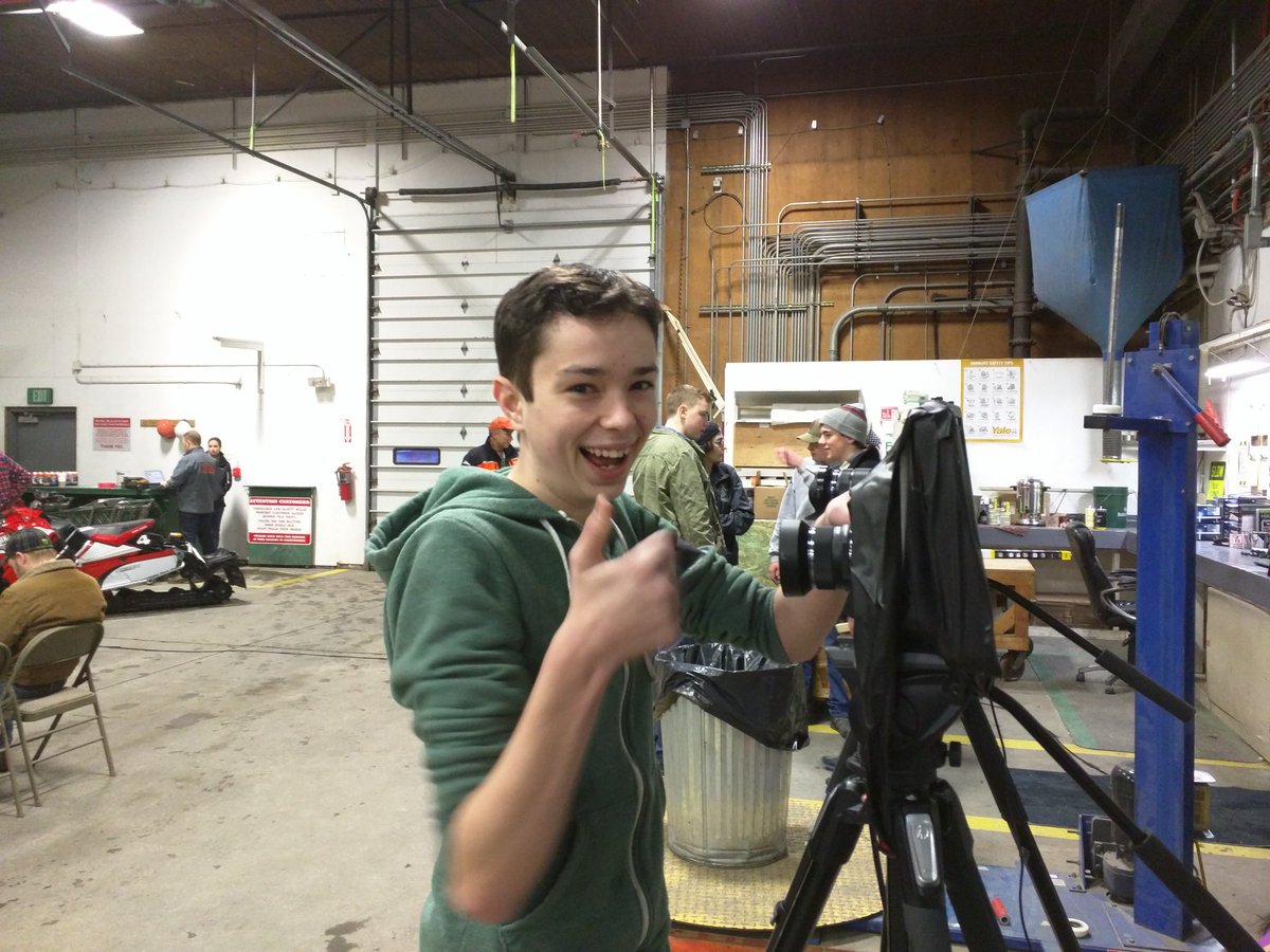 BetterTCoffee's tweet photo. Iron Dog Rookie Workshop Streaming @irondograce @ButterfieldP1 @SAHSofficial https://t.co/QVEaNqY1LN