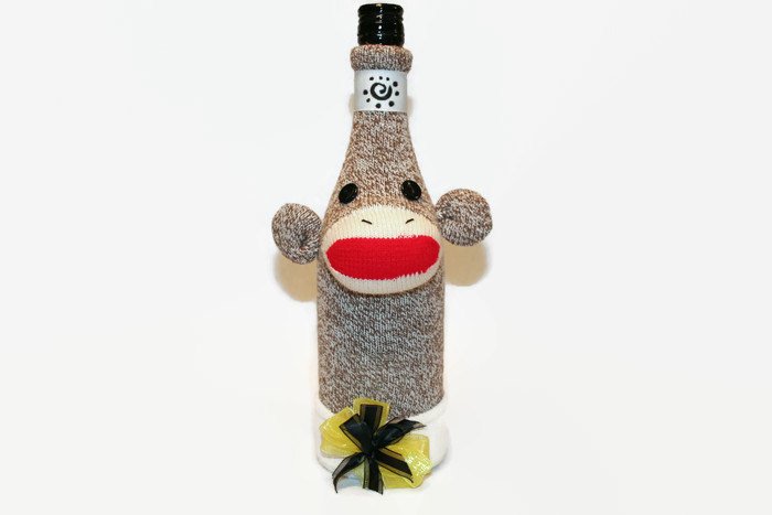 MunkeeLady's tweet photo. Sock Monkey Wine Bottle Cosy, Bottle Cosy, Sock Monkey Bottle Cosy… https://t.co/aSh1JO3a6h #Etsymntt #MadeFromSocks https://t.co/rETfb3cBoU