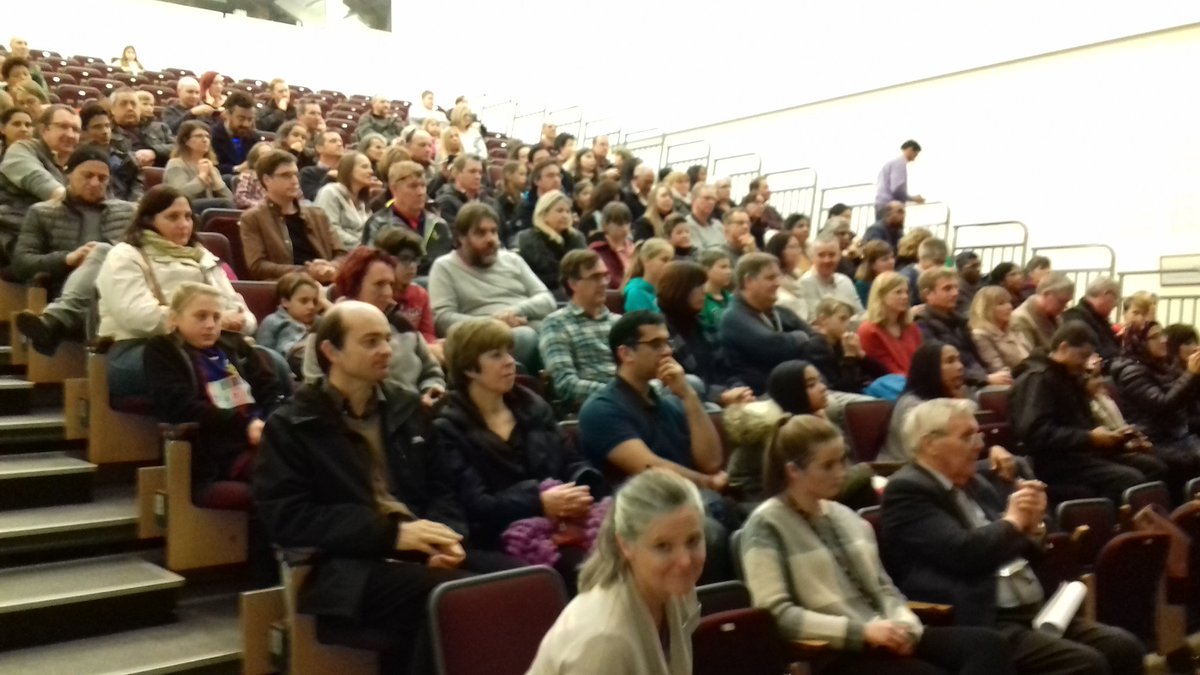 zeemanfan's tweet photo. Over 200 parents watching the ceremony at the end of the @UniofHerts @Ri_Science #mathsmasterclasses this morning. https://t.co/MJ8C5FkGRd