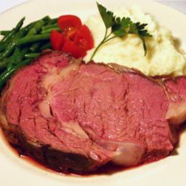 bludogspfld's tweet photo. Tonight at Indigo: Prime Rib, slow roasted with au jus and creamy horseradish, see you soon.... https://t.co/yvnBPmt9xJ
