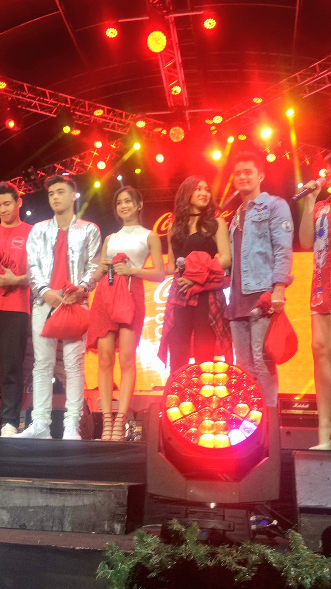 baileymay's tweet photo. Goodnight 😴💤 @ASAPOFFICIAL Don't miss it!! https://t.co/APT84DOMao