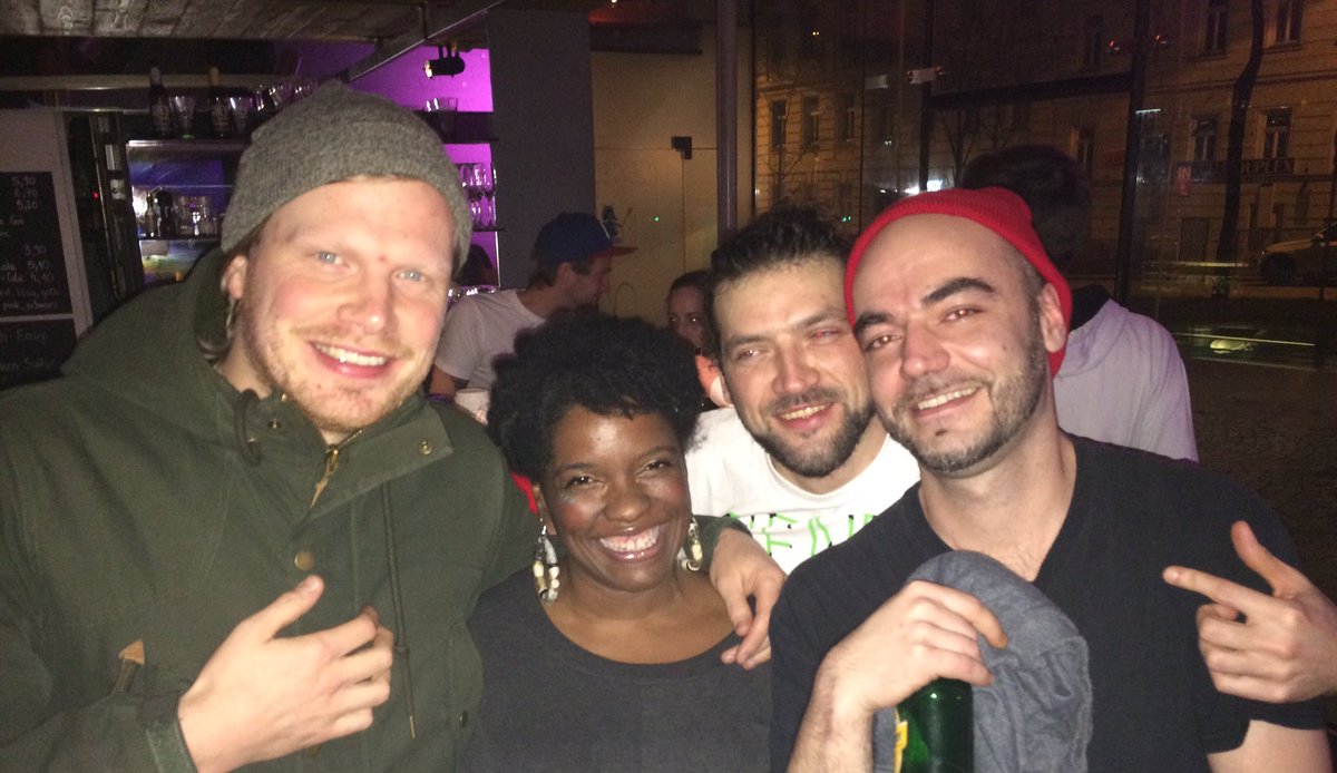 raieoflite's tweet photo. With Maniac of Demograffics. Sister Raie hanging with her German brothers. https://t.co/OBfOf5VNmK