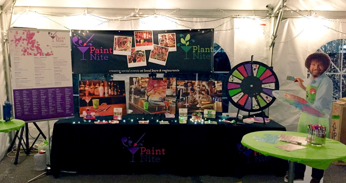 Come see us this weekend at the FREE <a href="/sowa_Boston/">SoWa Boston</a> Winter Festival! We're in the <a href="/WineRiot/">Wine Riot</a> tent 🍷❄️