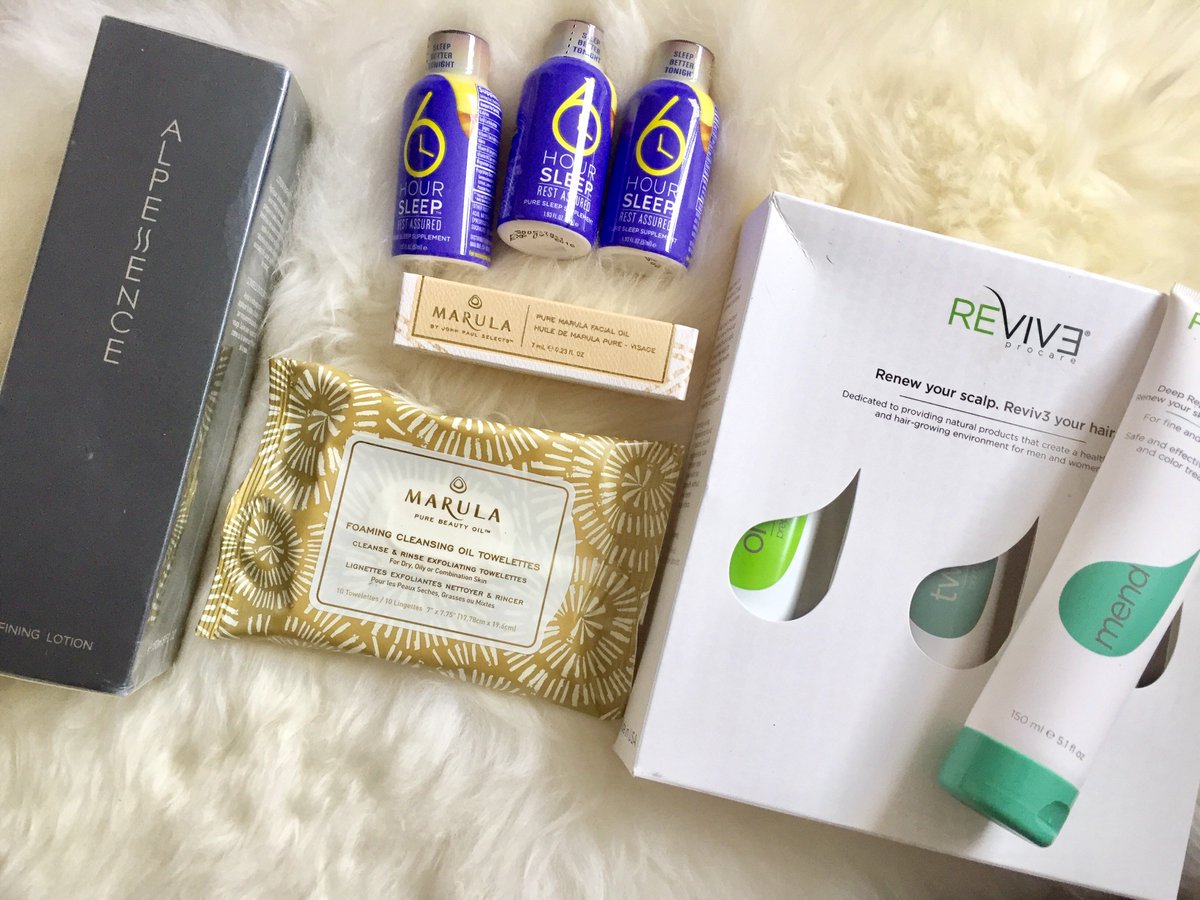 thefrugalmodel's tweet photo. AMAZING Beauty Giveaway happening now on the blog: https://t.co/qPX2Ddm8S6 https://t.co/RAzCai17dx