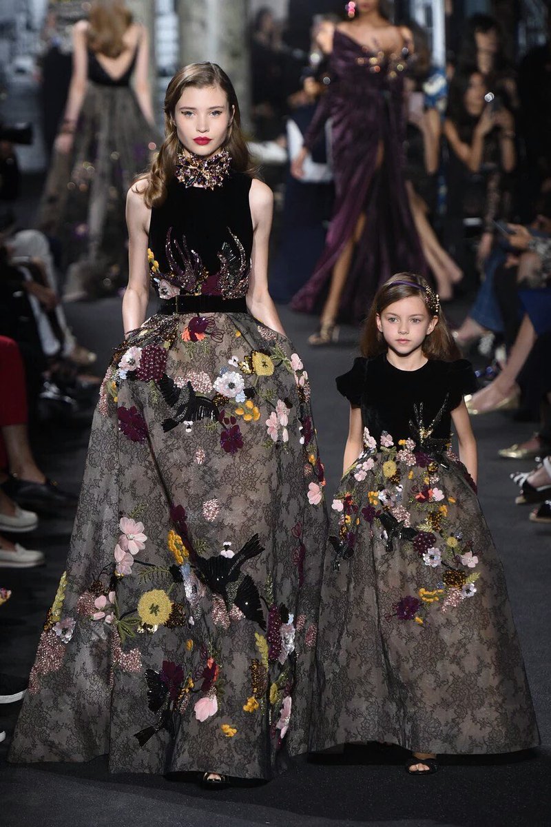 FashionweekNYC's tweet photo. Mother &amp; Daughter wearing @ElieSaabWorld Couture is so ADORABLE 😍😍😍 https://t.co/D7m4qFUZpo