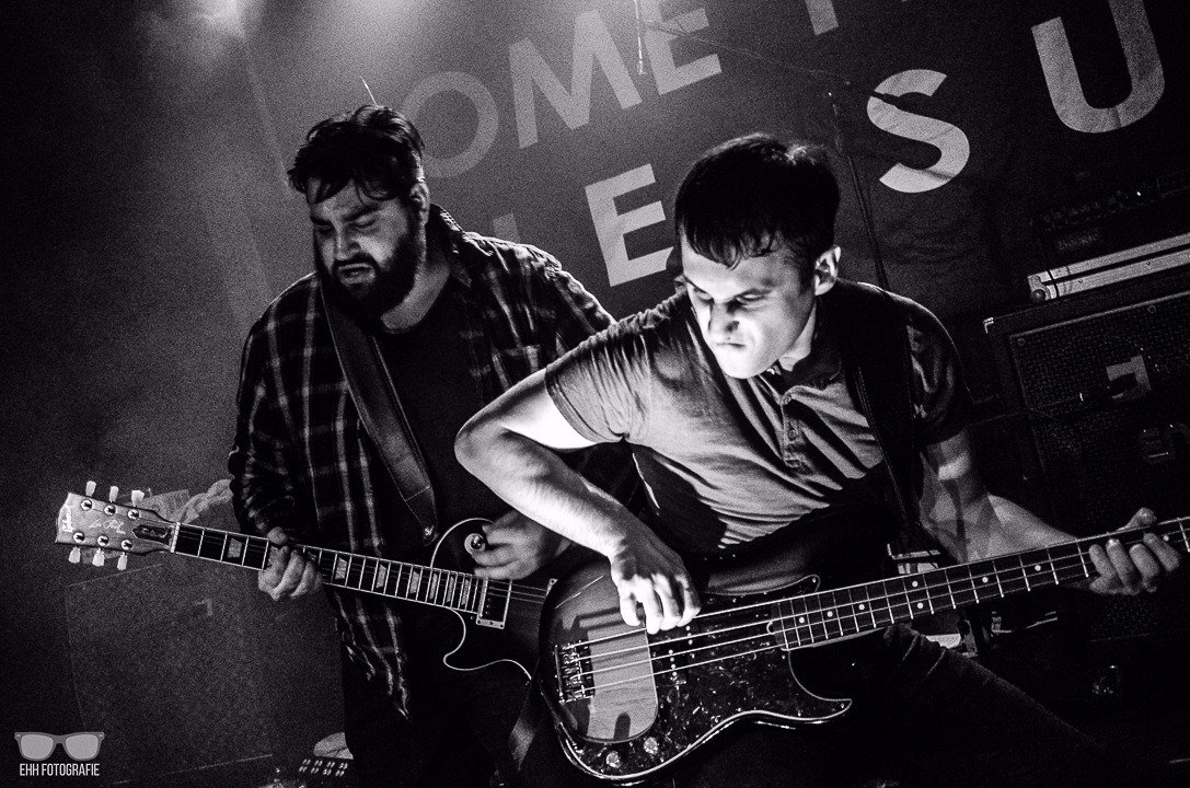 thowo182's tweet photo. Leipzig da bleibt uns die Spucke weg! Super viele schöne Menschen, ein unfassbar guter Abend in der @HALLE_5_eV. #Leipzig #listentoleipzig https://t.co/RetO8yUwd0