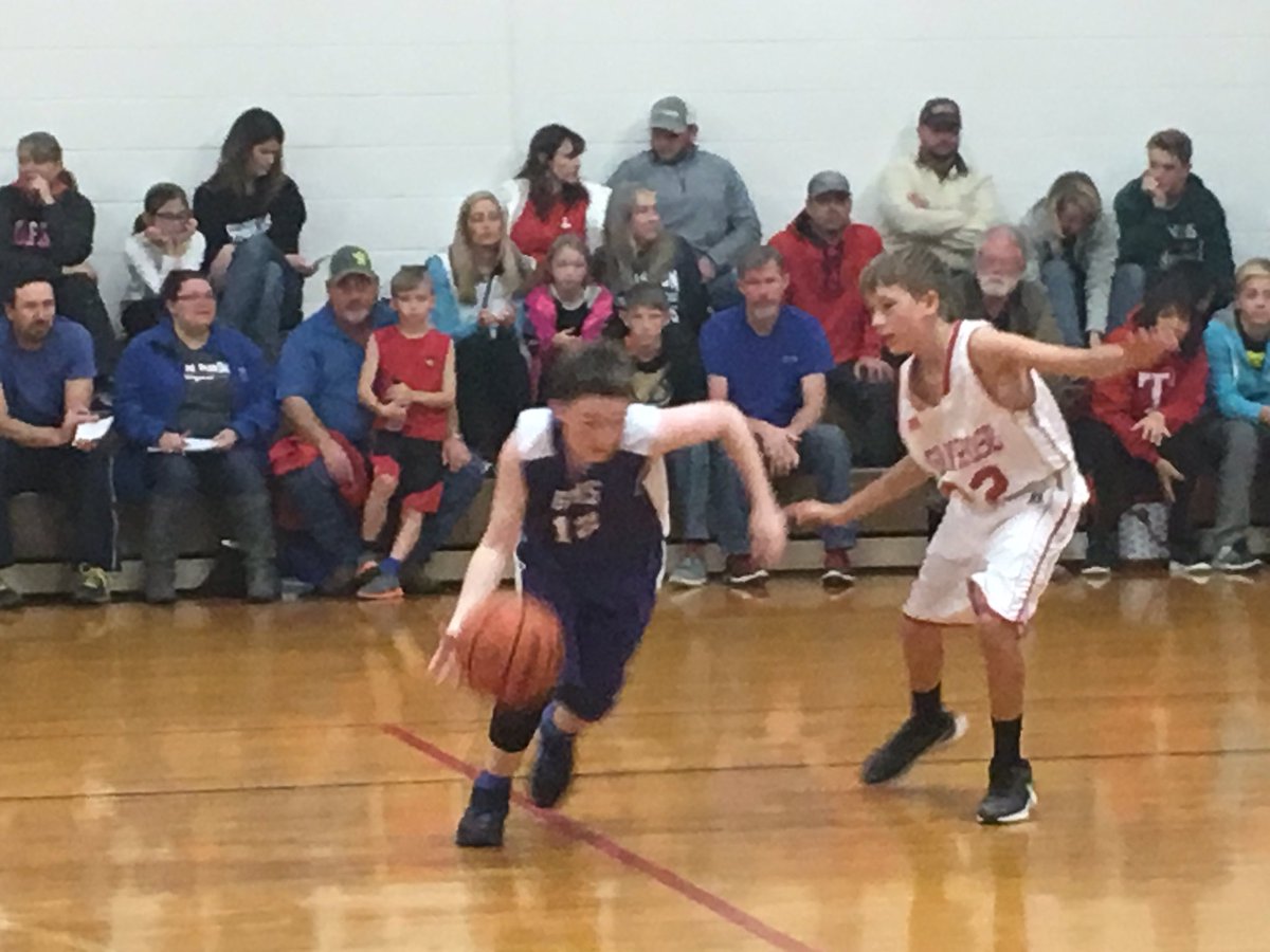 bruce_st4d's tweet photo. GMS driving to the bucket. #shootandscore https://t.co/tMcb8eeM7l