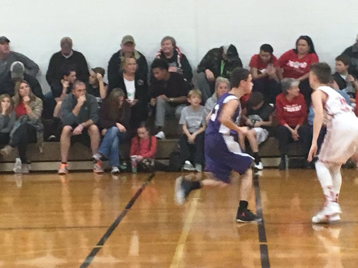 bruce_st4d's tweet photo. GMS driving to the bucket. #shootandscore https://t.co/tMcb8eeM7l