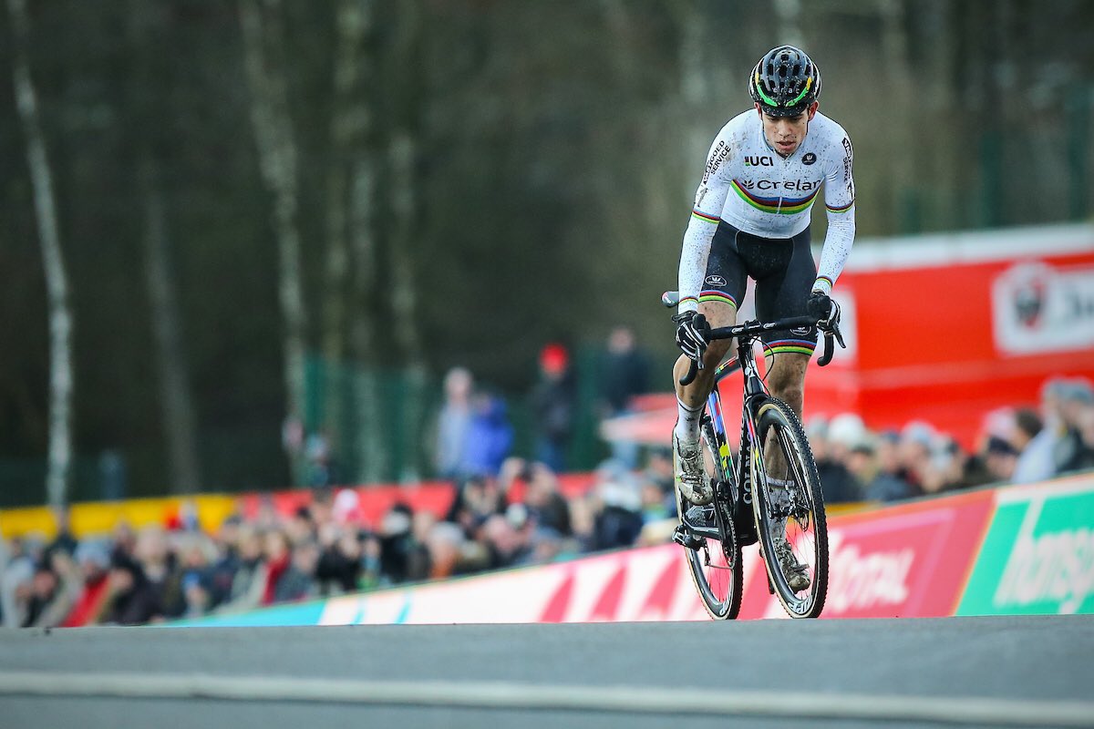 Answer with the pedals 😉 

📸 <a href="/Photopressbe/">Peter Deconinck</a>