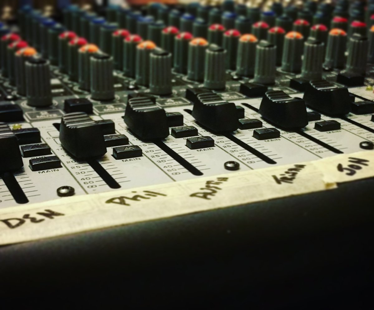 BotchedPodcast's tweet photo. #SoundboardSaturday https://t.co/dwBYM7HD7p