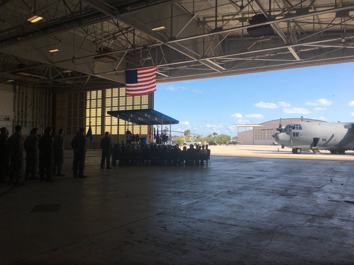 920thRescueWing's tweet photo. Maj Gen Scobee, 10AF/CC takes the stage officiating today's change of command #PatrickAirForceBase https://t.co/85GL0wUEyf
