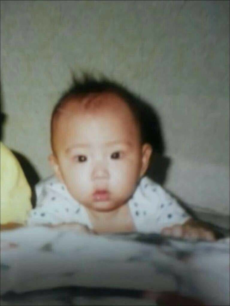 apenas_kpopers's tweet photo. HAPPY BDAY MY ETERNAL BABY #HAPPYJINDAY #Van #seokjinday #BrazilLoves https://t.co/vtNUhto6Qs