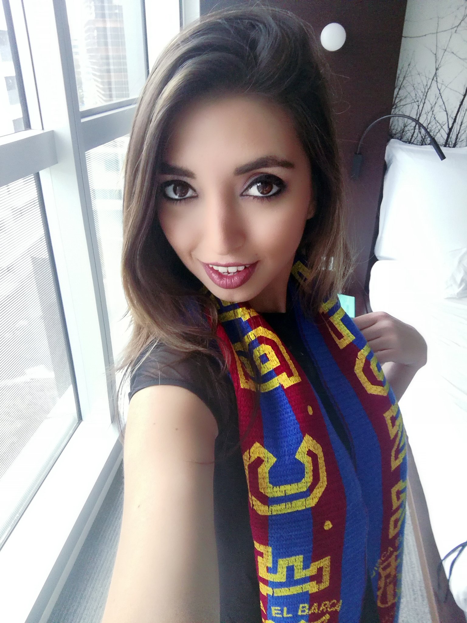 TW Pornstars - 4 pic. Frida Sante. Twitter. Un gran día junto a un